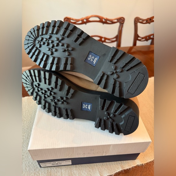 Miller Water Resistant Lug Chelsea Boots - Picture 3 of 8